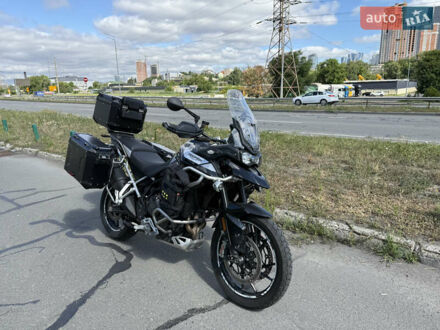 Триумф Тигр 2021 в Киеве на Automoto.ua Черный Триумф Тигр, объемом двигателя 0.89 л и пробегом 3 тыс. км за 16000 $, фото 1 на Automoto.ua