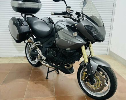 Сірий Тріумф Тігр, об'ємом двигуна 1.05 л та пробігом 40 тис. км за 8400 $, фото 25 на Automoto.ua