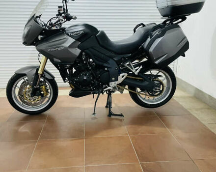 Сірий Тріумф Тігр, об'ємом двигуна 1.05 л та пробігом 40 тис. км за 8400 $, фото 34 на Automoto.ua