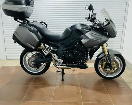 Сірий Тріумф Тігр, об'ємом двигуна 1.05 л та пробігом 40 тис. км за 8400 $, фото 44 на Automoto.ua