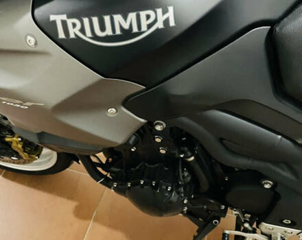 Сірий Тріумф Тігр, об'ємом двигуна 1.05 л та пробігом 40 тис. км за 8400 $, фото 22 на Automoto.ua