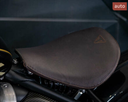 Черный Триумф Bobber, объемом двигателя 1.2 л и пробегом 2 тыс. км за 18500 $, фото 16 на Automoto.ua