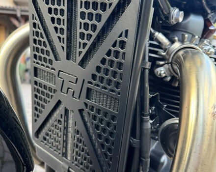 Чорний Тріумф Bobber, об'ємом двигуна 1.2 л та пробігом 1 тис. км за 20300 $, фото 17 на Automoto.ua