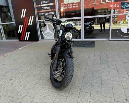 Чорний Тріумф Bobber, об'ємом двигуна 1.2 л та пробігом 1 тис. км за 20900 $, фото 2 на Automoto.ua