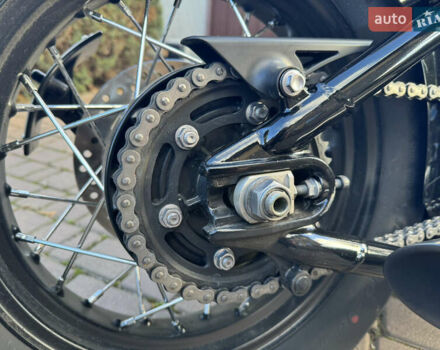 Чорний Тріумф Bobber, об'ємом двигуна 1.2 л та пробігом 1 тис. км за 20300 $, фото 12 на Automoto.ua