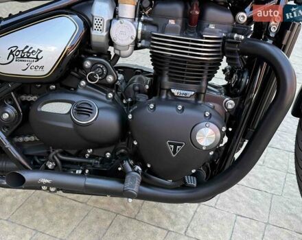Чорний Тріумф Bobber, об'ємом двигуна 1.2 л та пробігом 1 тис. км за 20900 $, фото 12 на Automoto.ua