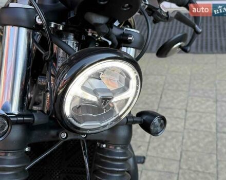 Чорний Тріумф Bobber, об'ємом двигуна 1.2 л та пробігом 1 тис. км за 20900 $, фото 5 на Automoto.ua