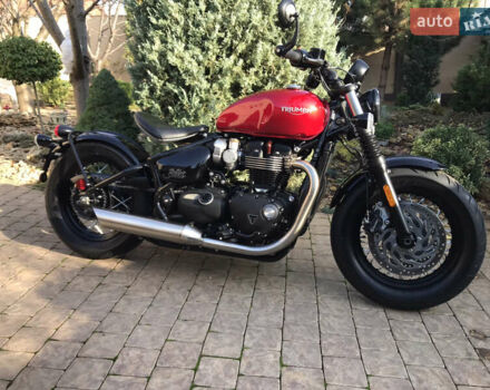 Червоний Тріумф Bobber, об'ємом двигуна 0 л та пробігом 8 тис. км за 15500 $, фото 3 на Automoto.ua