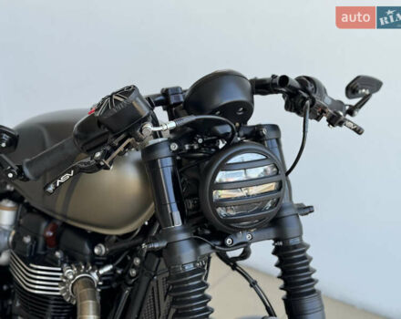 Тріумф Bobber, об'ємом двигуна 1.2 л та пробігом 2 тис. км за 18900 $, фото 14 на Automoto.ua