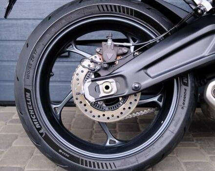 Белый Триумф Daytona 660, объемом двигателя 0.66 л и пробегом 1 тыс. км за 11500 $, фото 8 на Automoto.ua