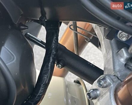 Белый Триумф Daytona 675, объемом двигателя 0.68 л и пробегом 25 тыс. км за 6500 $, фото 13 на Automoto.ua