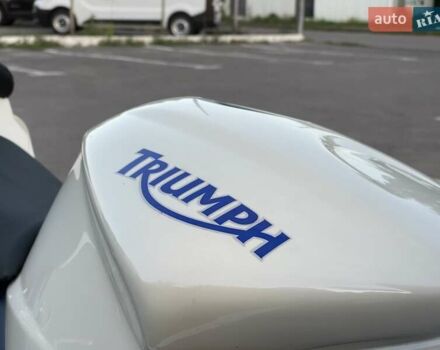 Белый Триумф Daytona 675, объемом двигателя 0 л и пробегом 25 тыс. км за 6800 $, фото 10 на Automoto.ua