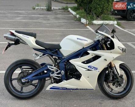 Белый Триумф Daytona 675, объемом двигателя 0 л и пробегом 25 тыс. км за 6800 $, фото 1 на Automoto.ua