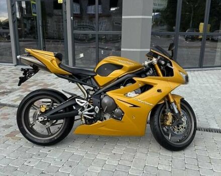 Желтый Триумф Daytona 675, объемом двигателя 0 л и пробегом 20 тыс. км за 6900 $, фото 1 на Automoto.ua