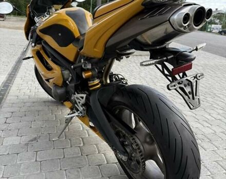 Желтый Триумф Daytona 675, объемом двигателя 0 л и пробегом 20 тыс. км за 6900 $, фото 13 на Automoto.ua