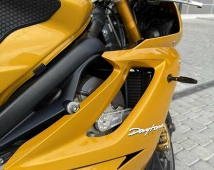 Желтый Триумф Daytona 675, объемом двигателя 0 л и пробегом 20 тыс. км за 6900 $, фото 9 на Automoto.ua