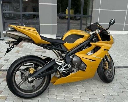 Желтый Триумф Daytona 675, объемом двигателя 0 л и пробегом 20 тыс. км за 6900 $, фото 11 на Automoto.ua