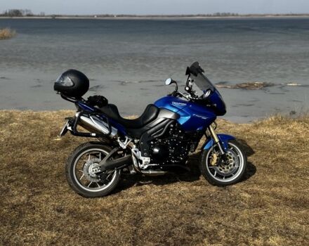 Триумф Другая, объемом двигателя 1.05 л и пробегом 0 тыс. км за 6000 $, фото 3 на Automoto.ua