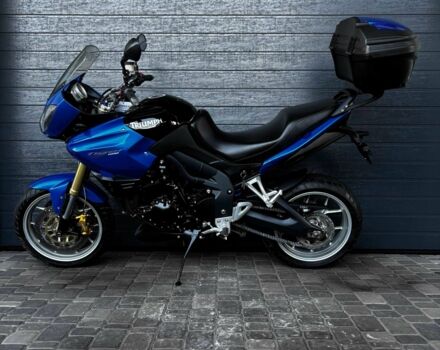 Триумф Другая, объемом двигателя 1.05 л и пробегом 0 тыс. км за 6800 $, фото 5 на Automoto.ua