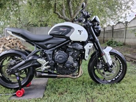 Триумф Другая, объемом двигателя 0.66 л и пробегом 0 тыс. км за 9500 $, фото 1 на Automoto.ua