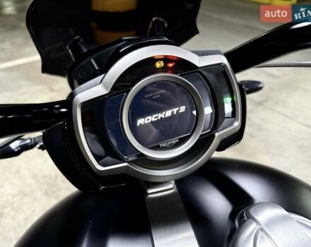 Черный Триумф Rocket 3, объемом двигателя 2.46 л и пробегом 3 тыс. км за 39500 $, фото 25 на Automoto.ua