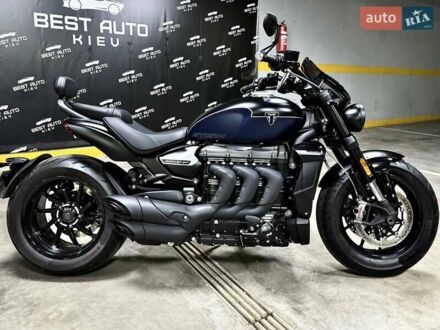 Триумф Rocket 3 2024 в Киеве на Automoto.ua Черный Триумф Rocket 3, объемом двигателя 2.46 л и пробегом 3 тыс. км за 39500 $, фото 1 на Automoto.ua