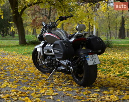 Сірий Тріумф Rocket 3, об'ємом двигуна 2.46 л та пробігом 2 тис. км за 31000 $, фото 19 на Automoto.ua