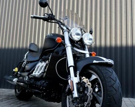 Черный Триумф Rocket III, объемом двигателя 2.3 л и пробегом 10 тыс. км за 14500 $, фото 2 на Automoto.ua