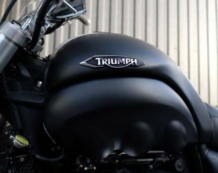 Черный Триумф Rocket III, объемом двигателя 2.3 л и пробегом 10 тыс. км за 14500 $, фото 9 на Automoto.ua