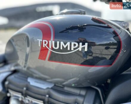 Триумф Rocket III, объемом двигателя 0 л и пробегом 20 тыс. км за 20500 $, фото 12 на Automoto.ua