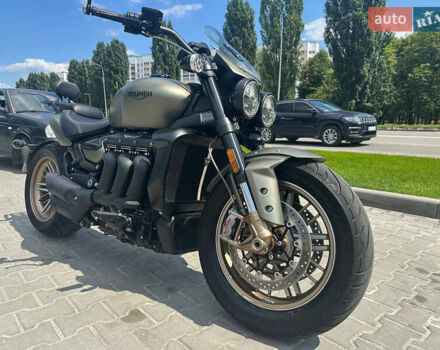 Триумф Rocket III, объемом двигателя 2.5 л и пробегом 5 тыс. км за 21999 $, фото 1 на Automoto.ua