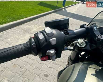 Триумф Rocket III, объемом двигателя 2.5 л и пробегом 5 тыс. км за 21999 $, фото 8 на Automoto.ua