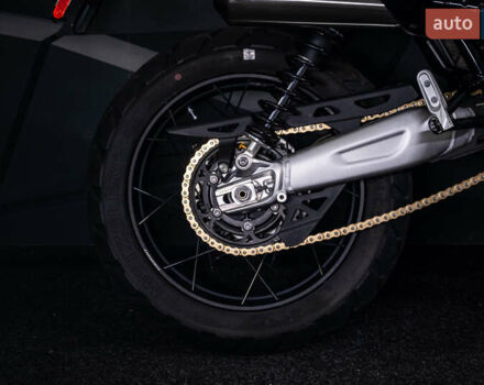 Черный Триумф Scrambler, объемом двигателя 1.2 л и пробегом 1 тыс. км за 15500 $, фото 6 на Automoto.ua