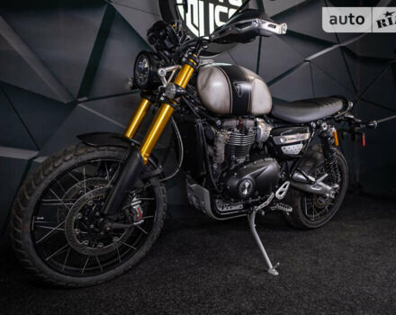 Черный Триумф Scrambler, объемом двигателя 1.2 л и пробегом 1 тыс. км за 17500 $, фото 5 на Automoto.ua