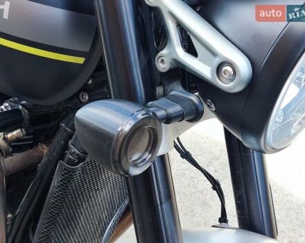 Серый Триумф Speed Twin, объемом двигателя 1.2 л и пробегом 9 тыс. км за 10900 $, фото 19 на Automoto.ua