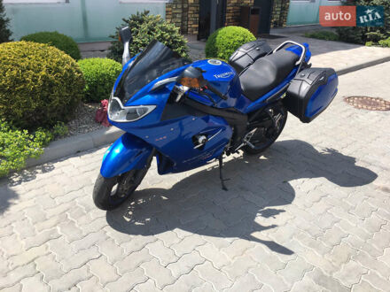 Триумф Sprint ST 1050 2006 в Черкассах на Automoto.ua Синий Триумф Sprint ST 1050, объемом двигателя 1 л и пробегом 93 тыс. км за 5500 $, фото 1 на Automoto.ua