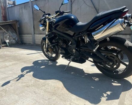 Триумф Street Triple 675, объемом двигателя 0.68 л и пробегом 0 тыс. км за 1694 $, фото 3 на Automoto.ua