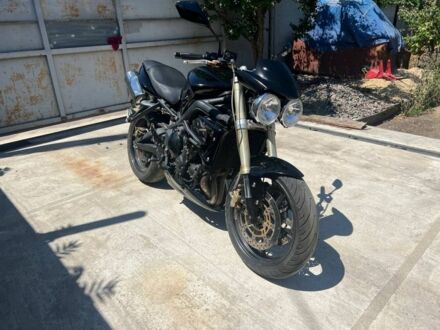 Триумф Street Triple 675 2009 в Белгород-Днестровском на Automoto.ua Триумф Street Triple 675, объемом двигателя 0.68 л и пробегом 0 тыс. км за 1694 $, фото 1 на Automoto.ua