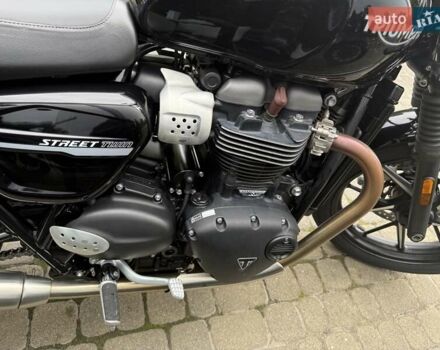 Чорний Тріумф Street Twin, об'ємом двигуна 0.9 л та пробігом 5 тис. км за 7500 $, фото 2 на Automoto.ua