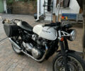 Білий Тріумф Thruxton, об'ємом двигуна 1.2 л та пробігом 22 тис. км за 10000 $, фото 14 на Automoto.ua