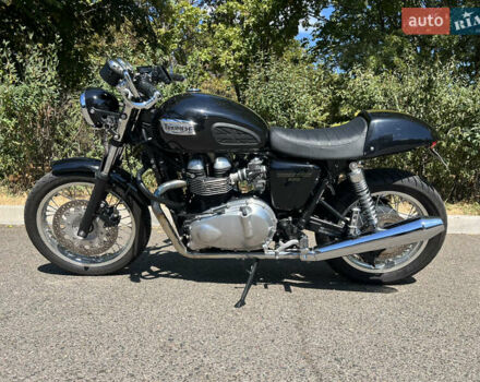 Черный Триумф Thruxton, объемом двигателя 0.87 л и пробегом 16 тыс. км за 6800 $, фото 4 на Automoto.ua