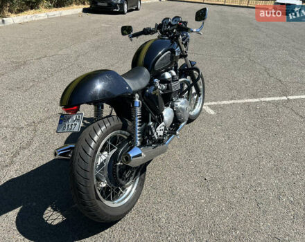 Черный Триумф Thruxton, объемом двигателя 0.87 л и пробегом 16 тыс. км за 6800 $, фото 5 на Automoto.ua