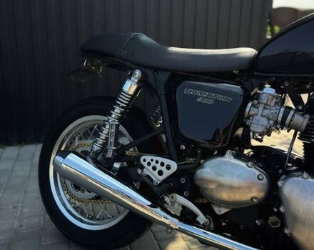 Черный Триумф Thruxton, объемом двигателя 0 л и пробегом 37 тыс. км за 7300 $, фото 7 на Automoto.ua