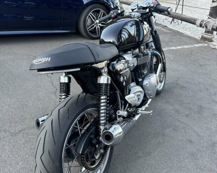 Черный Триумф Thruxton, объемом двигателя 1.2 л и пробегом 11 тыс. км за 9999 $, фото 6 на Automoto.ua