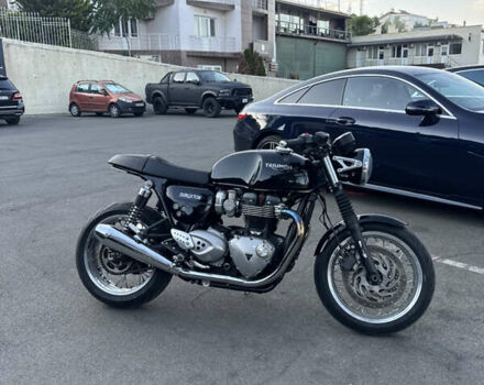 Черный Триумф Thruxton, объемом двигателя 1.2 л и пробегом 11 тыс. км за 9999 $, фото 12 на Automoto.ua