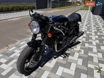 Черный Триумф Thruxton, объемом двигателя 1.2 л и пробегом 27 тыс. км за 7400 $, фото 1 на Automoto.ua
