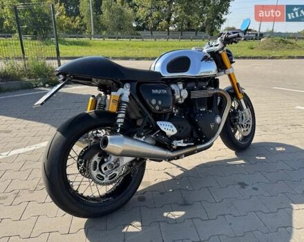 Триумф Thruxton, объемом двигателя 1.2 л и пробегом 4 тыс. км за 20000 $, фото 33 на Automoto.ua