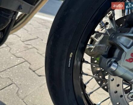 Триумф Thruxton, объемом двигателя 1.2 л и пробегом 4 тыс. км за 20000 $, фото 42 на Automoto.ua
