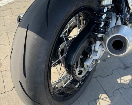 Триумф Thruxton, объемом двигателя 1.2 л и пробегом 4 тыс. км за 20000 $, фото 39 на Automoto.ua