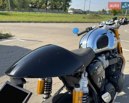 Триумф Thruxton, объемом двигателя 1.2 л и пробегом 4 тыс. км за 20000 $, фото 32 на Automoto.ua